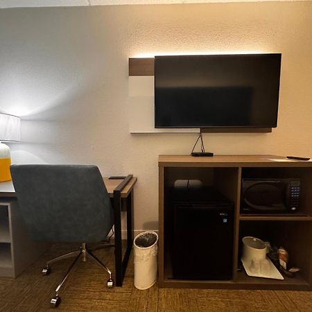 Comfort Inn Darien - North Brunswick Extérieur photo